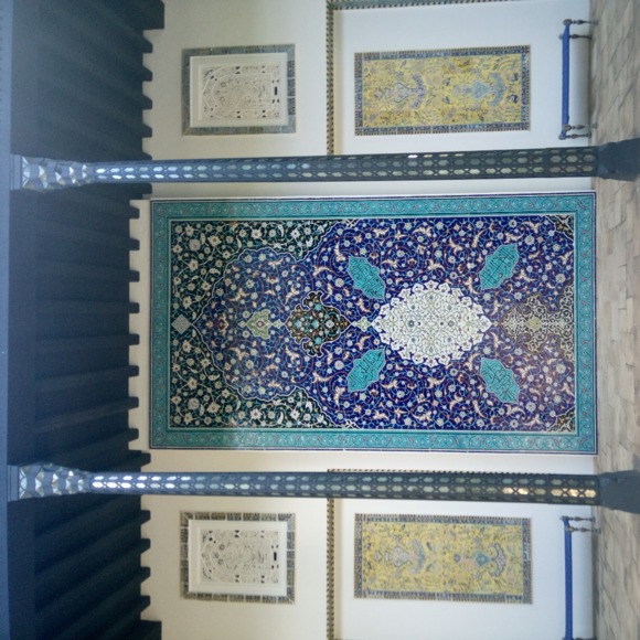 Meet your Posher, Adrian - Picture 1 of 1